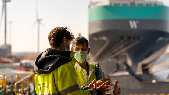 Wallenius Wilhemsen workers on site