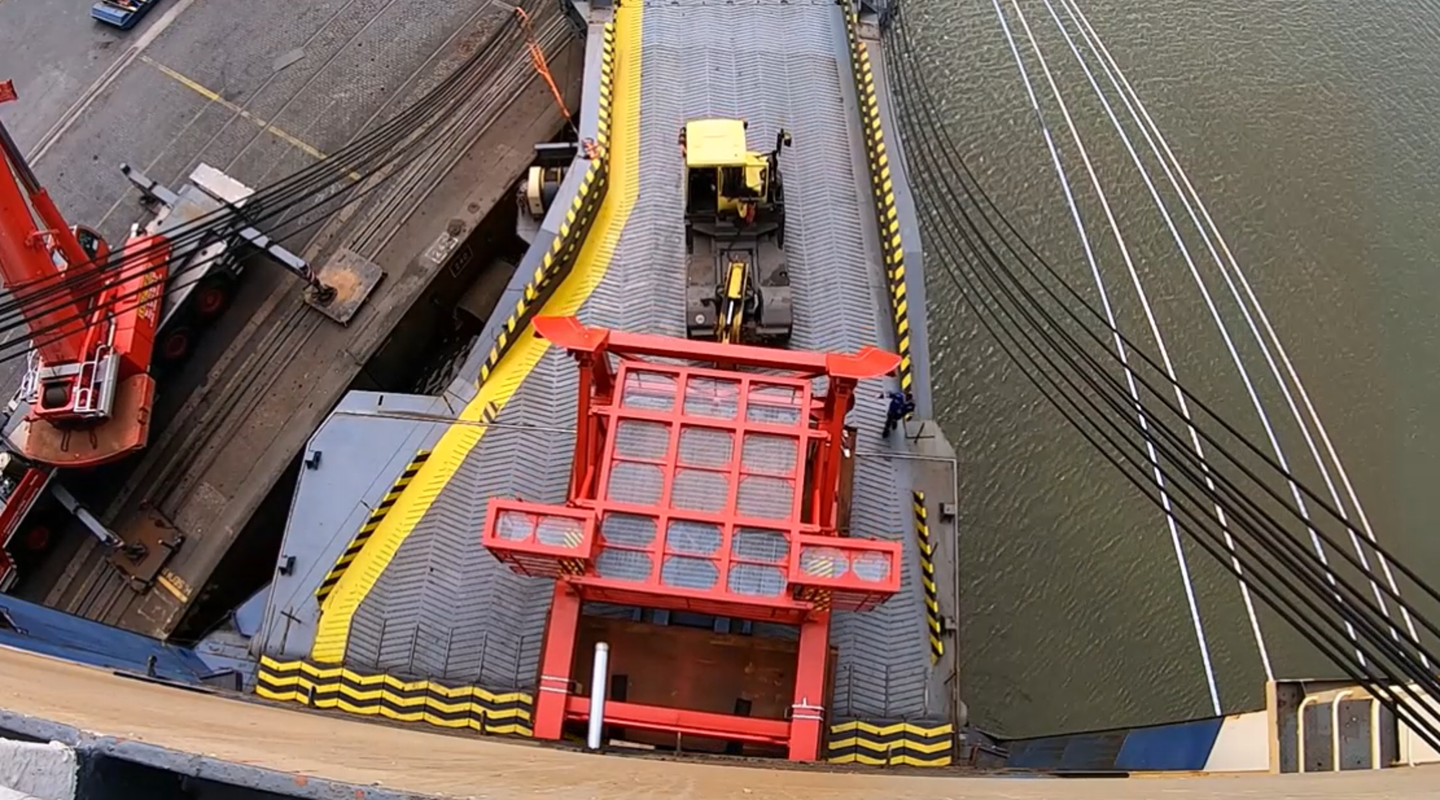 How we deliver ‘overwidth breakbulk cargo’ EUKOR