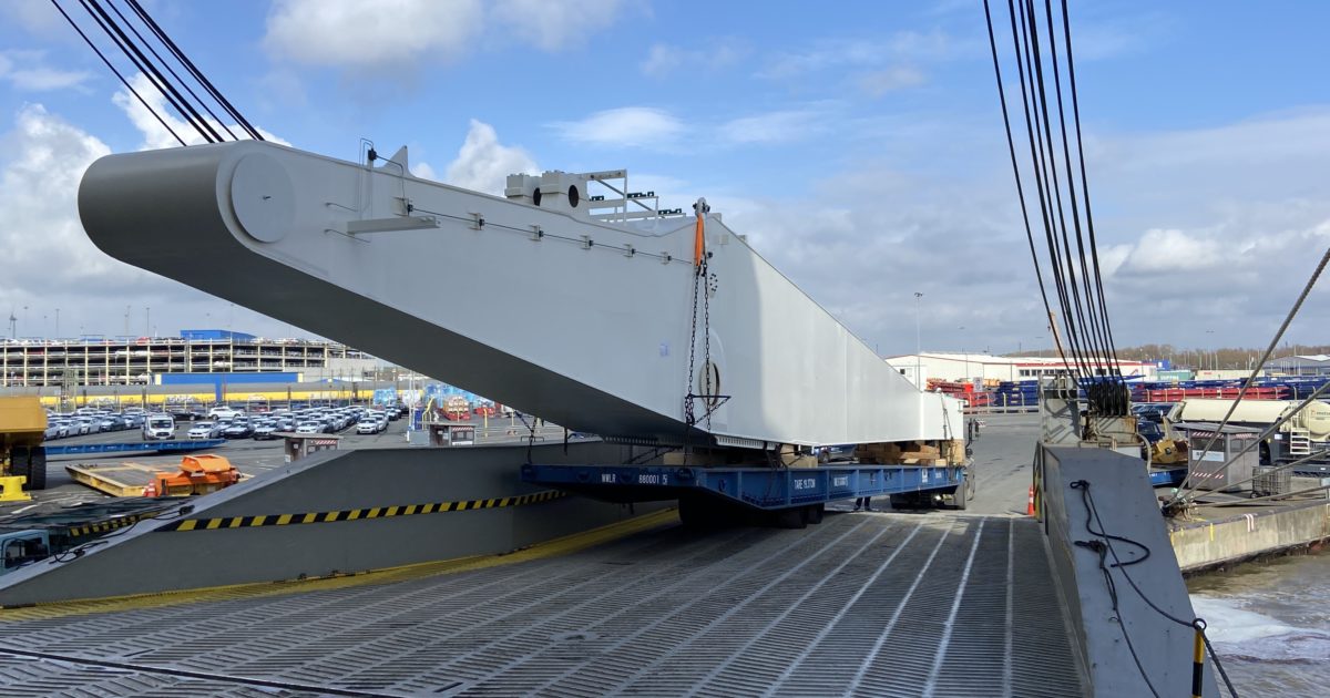 How We Deliver 'outofgauge cargo' without wheels EUKOR